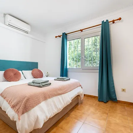 Casa Ideal Entre Mijas Y * 丰希罗拉