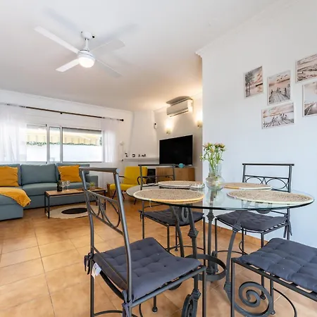 Casa Ideal Entre Mijas Y Holiday home *